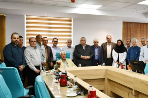 تجلیل از دو چهره ماندگار جراحی توراکس کشور در مرکز آموزشی درمانی الزهرا (س)