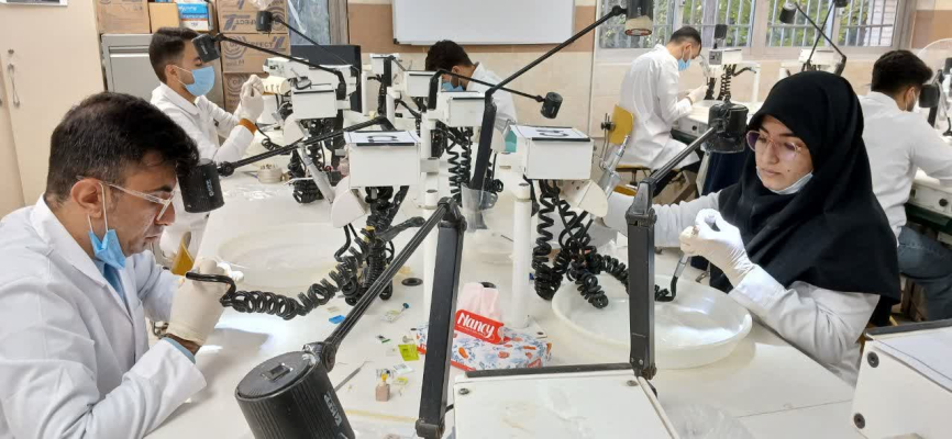 مرحله مهارتی آزمون صلاحیت بالینی کلان منطقه ۷ دردانشکده دندانپزشکی اصفهان