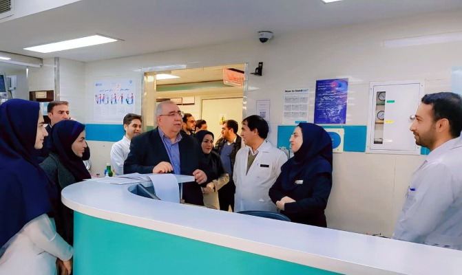 اورژانس بیمارستـان امیـن رتبـه نخست استـان را کسب کرد / بازدید رئیـس دانشـگاه از بیمارستان