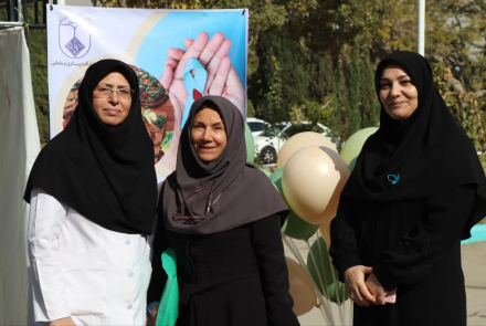 برنامه غربالگری و آموزش به مناسبت روز جهانی دیابت در دانشکده پرستاری و مامایی