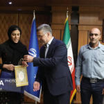 تقدیر وزیر بهداشت از قهرمان پرش طول آسیا و دانش‌آموخته دانشگاه علوم پزشکی اصفهان