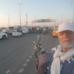 رکاب‌زنی آزاده سرافراز در مسیر اربعین